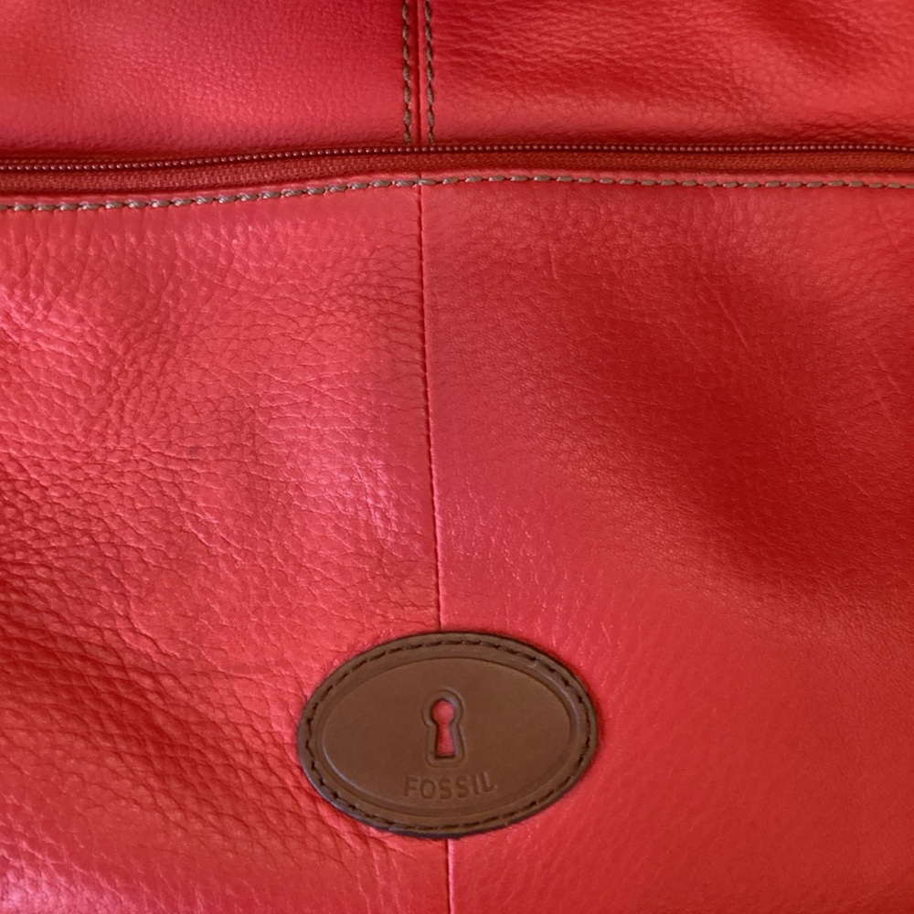 Fossil Morgan traveler leather messenger bag in red - Picture 6 of 6